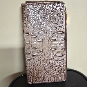 Brahmin Nutmeg Skyler Wallet